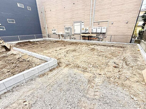 【現地外観写真】1号棟 ■暮らしを彩る充実した設備仕様が備わった住まい