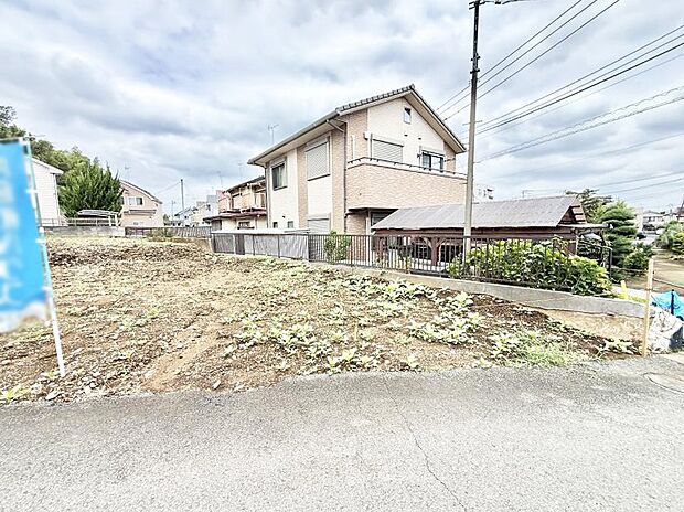 【現地外観写真】1号棟 ■暮らしを豊かにする充実した仕様設備で快適に