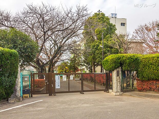 町田市立南中学校(約700m・徒歩9分)