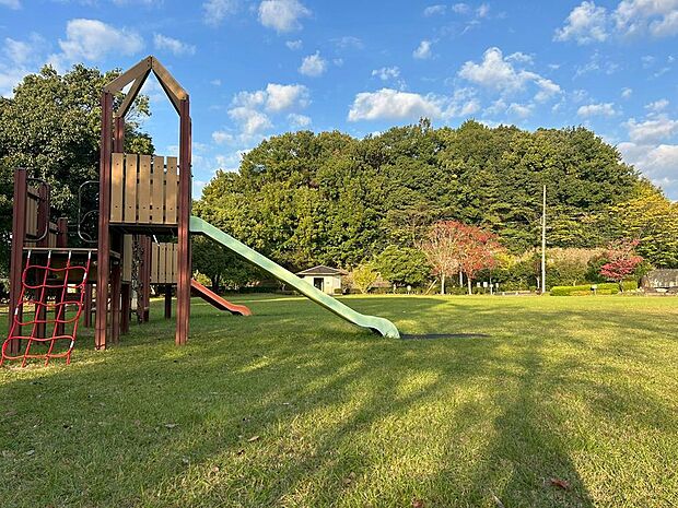 谷下公園(約290m)