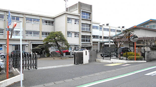 細井小学校