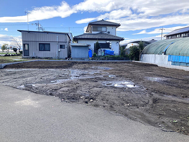 現地(4/2) ◎販売開始しました!この場所に、新しい住まいが誕生します!◎