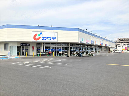 クスリのアオキ新町店 830m