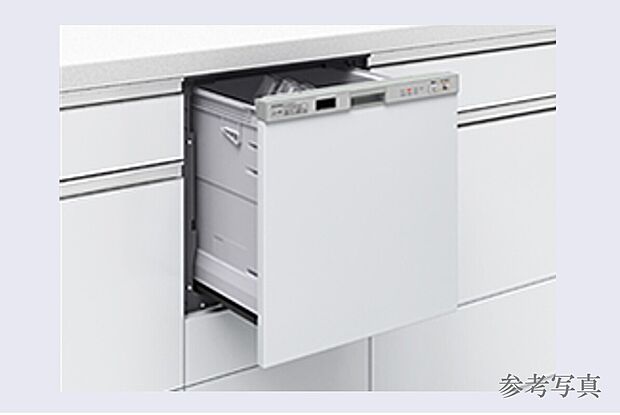 【食洗器】家事効率をあげる便利なビルトイン式の食器洗浄乾燥機。食器の出し入れもスムーズです。