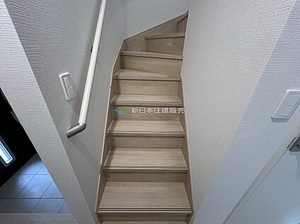 ホール階段
