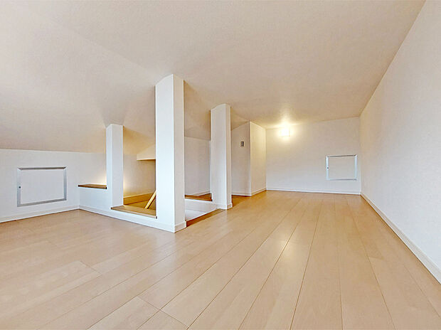 【1期3号地】小屋裏収納