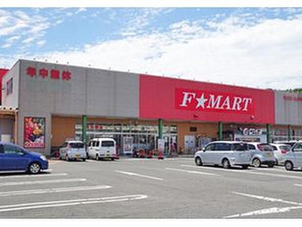 Fマート(一号館)
