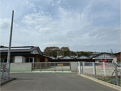 はなやま認定こども園 640m～690m(徒歩 約8分～9分)