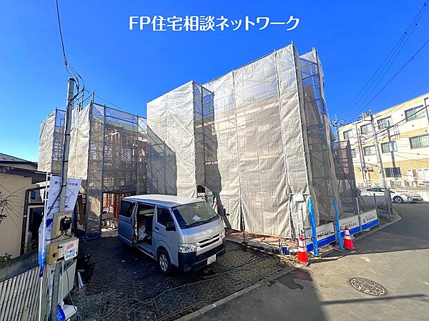 毎日のお散歩も快適な緑に恵まれた閑静な住宅地は、伸び伸びスローライフを叶えてくれます。自然豊富な季節の移ろいを身近に感じられる環境です。