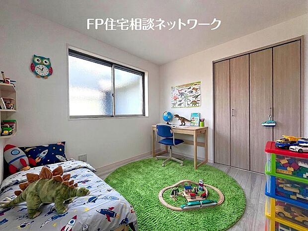 【リビング以外の居室】■居室■本画像はAIがCGで家具作成しており、実際の現地に家具は設置されておりません。また、販売価格に家具等は含まれておりません。