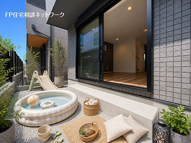 【庭】■庭■本画像はAIがCGで家具や植栽を作成しており、販売価格に家具、小物等は含まれておりません。植栽や敷石などは有償オプションで別途費用がかかります。