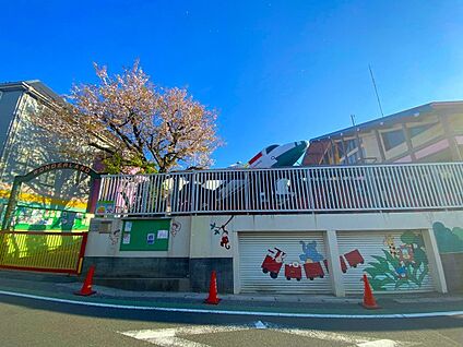 ゆりかご幼稚園 350m