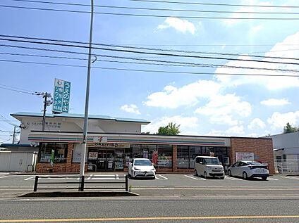 セブン-イレブン福岡鶴田4丁目店 518m