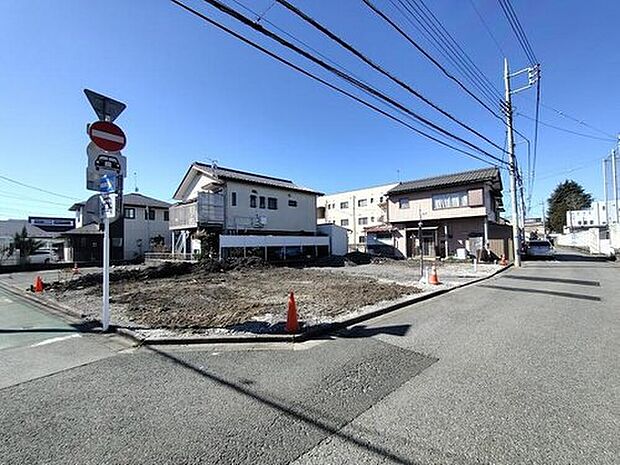 資料請求やご案内も即日対応いたします♪同じ施工例の物件見学や、完成イメージプレゼンテーションも承っております。どのような建物が建つか、間取りの広さは?など気になる点を一つ一つご説明させていただきます。