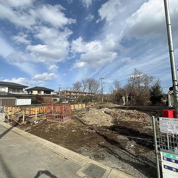 資料請求やご案内も即日対応いたします♪同じ施工例の物件見学や、完成イメージプレゼンテーションも承っております。どのような建物が建つか、間取りの広さは？など気になる点を一つ一つご説明させていただきます。