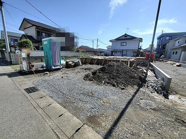 資料請求やご案内も即日対応いたします♪同じ施工例の物件見学や、完成イメージプレゼンテーションも承っております。どのような建物が建つか、間取りの広さは?など気になる点を一つ一つご説明させていただきます。