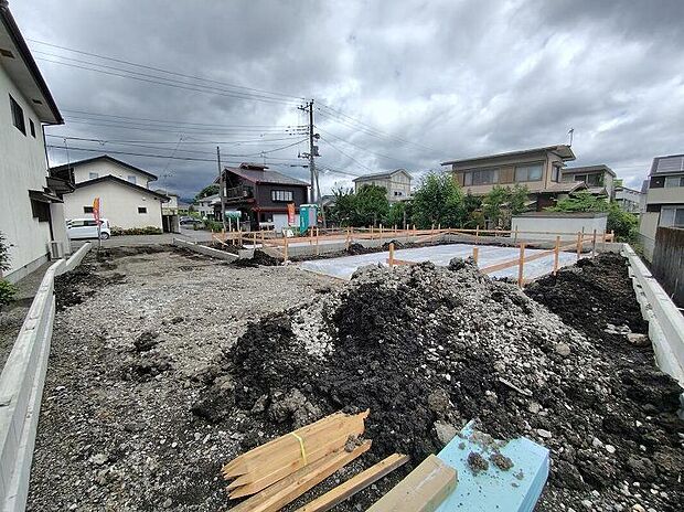 土日のご予約はもちろん、平日やお仕事のお時間に合わせてのご案内も実施しています。まずはお客様のご都合をお伺いさせて頂き、それに合う形で物件のご紹介をさせていただきます。お気軽にお問い合わせください。