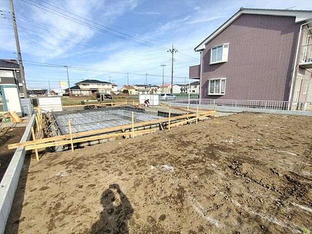 【現地外観写真】土日のご予約はもちろん、平日やお仕事のお時間に合わせてのご案内も実施しています。まずはお客様のご都合をお伺いさせて頂き、それに合う形で物件のご紹介をさせていただきます。お気軽にお問い合わせください。