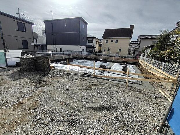 【現地外観写真】インターネット未公開情報含め飯田グループ直営販売窓口ならではのご提案をさせていただきます。お客様のご希望をもとに市場に流通するすべての物件情報から抽出し、ご紹介＆ご案内いたしております。