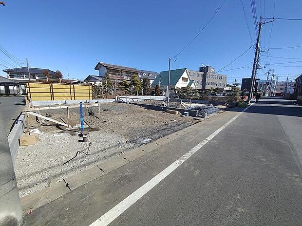 【前面道路含む現地写真】インターネット未公開情報含め飯田グループ直営販売窓口ならではのご提案をさせていただきます。お客様のご希望をもとに市場に流通するすべての物件情報から抽出し、ご紹介＆ご案内いたしております。