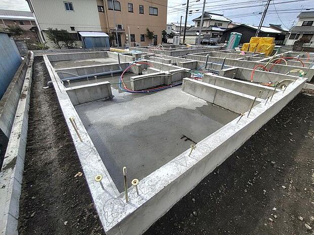 【現地外観写真】インターネット未公開情報含め飯田グループ直営販売窓口ならではのご提案をさせていただきます。お客様のご希望をもとに市場に流通するすべての物件情報から抽出し、ご紹介＆ご案内いたしております。