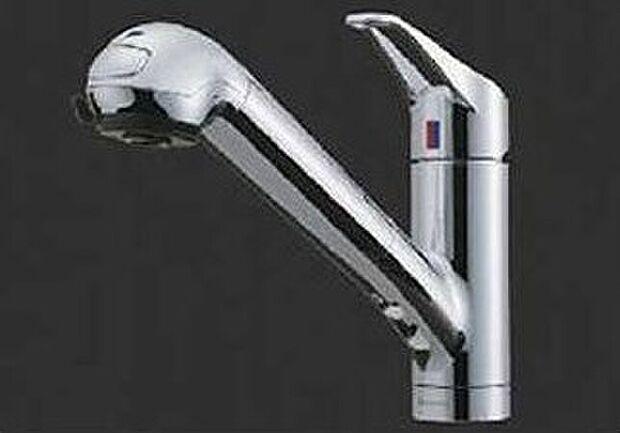 【浄水器内蔵型ハンドシャワー】蛇口の先端に浄水器を内蔵。浄水シャワーが使える毎分４リットルのたっぷり浄水。自動クリーニングで、カートリッジはいつもキレイ。また、浄水器ごとホースを引き出せます。