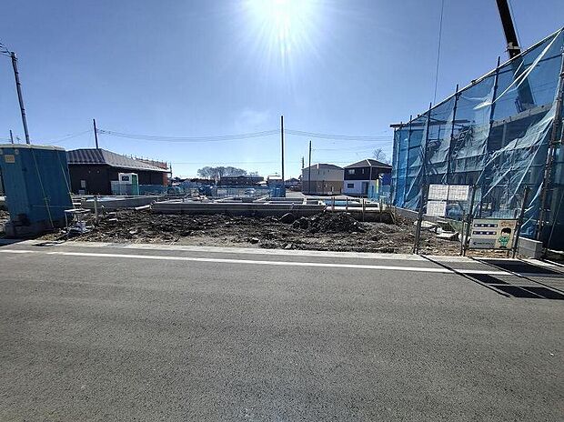 【前面道路含む現地写真】インターネット未公開情報含め飯田グループ直営販売窓口ならではのご提案をさせていただきます。お客様のご希望をもとに市場に流通するすべての物件情報から抽出し、ご紹介＆ご案内いたしております。