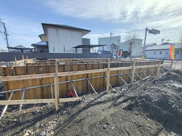 【現地外観写真】土日のご予約はもちろん、平日やお仕事のお時間に合わせてのご案内も実施しています。まずはお客様のご都合をお伺いさせて頂き、それに合う形で物件のご紹介をさせていただきます。お気軽にお問い合わせください。