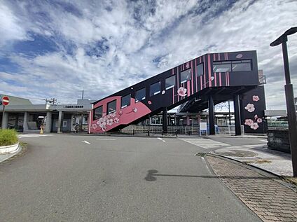 氏家駅 6200m(徒歩81分)