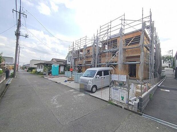 【前面道路含む現地写真】土日のご予約はもちろん、平日やお仕事のお時間に合わせてのご案内も実施しています。まずはお客様のご都合をお伺いさせて頂き、それに合う形で物件のご紹介をさせていただきます。お気軽にお問い合わせください。
