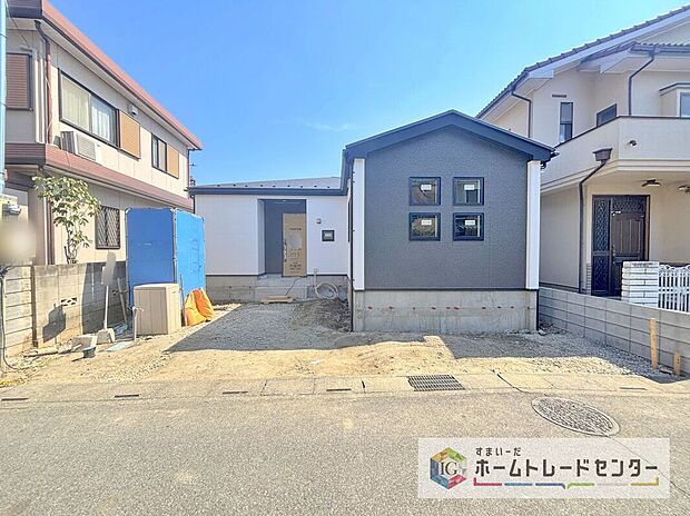 土日のご予約はもちろん、平日やお仕事のお時間に合わせてのご案内も実施しています。まずはお客様のご都合をお伺いさせて頂き、それに合う形で物件のご紹介をさせていただきます。お気軽にお問い合わせください。