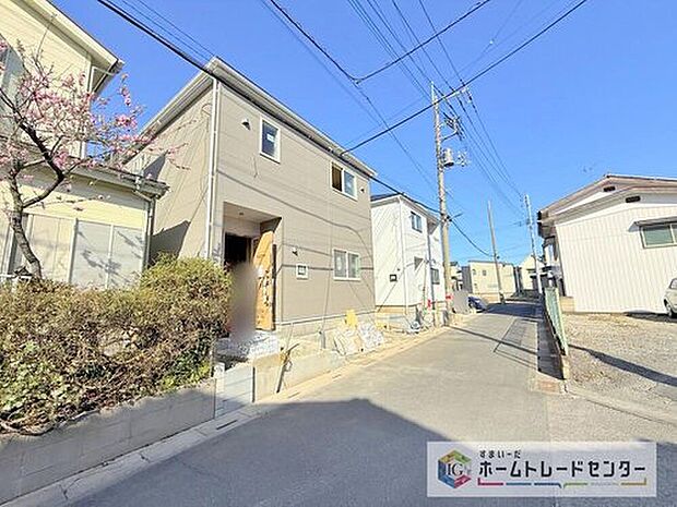 土日のご予約はもちろん、平日やお仕事のお時間に合わせてのご案内も実施しています。まずはお客様のご都合をお伺いさせて頂き、それに合う形で物件のご紹介をさせていただきます。お気軽にお問い合わせください。