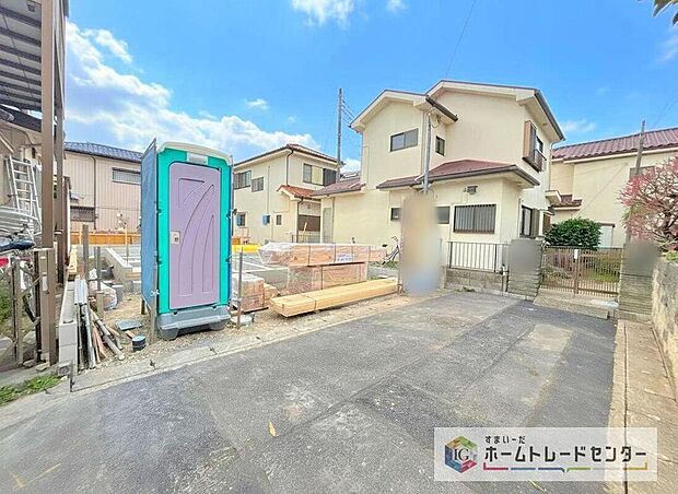 完成してからは見ることのできない、施工方法や構造をしっかりとご確認いただけるのが、建築中の住宅の大きなメリットです。専門知識を持ったスタッフがご説明させていただきます。お気軽にお問い合わせください。