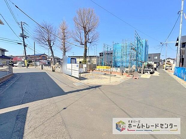 完成してからは見ることのできない、施工方法や構造をしっかりとご確認いただけるのが、建築中の住宅の大きなメリットです。専門知識を持ったスタッフがご説明させていただきます。お気軽にお問い合わせください。