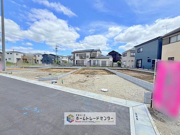 完成してからは見ることのできない、施工方法や構造をしっかりとご確認いただけるのが、建築中の住宅の大きなメリットです。専門知識を持ったスタッフがご説明させていただきます。お気軽にお問い合わせください。