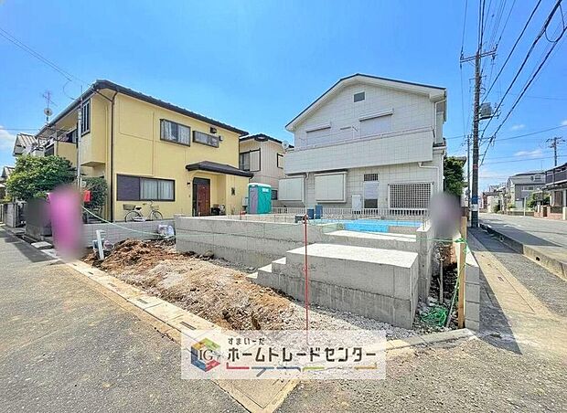 どのような建物が建つか、間取りの広さはどうかなど、気になる点は丁寧にご説明いたします。資料請求やご案内は即日対応いたします。土日や平日、お仕事終わりの時間など、ご都合に合わせてご案内いたします。