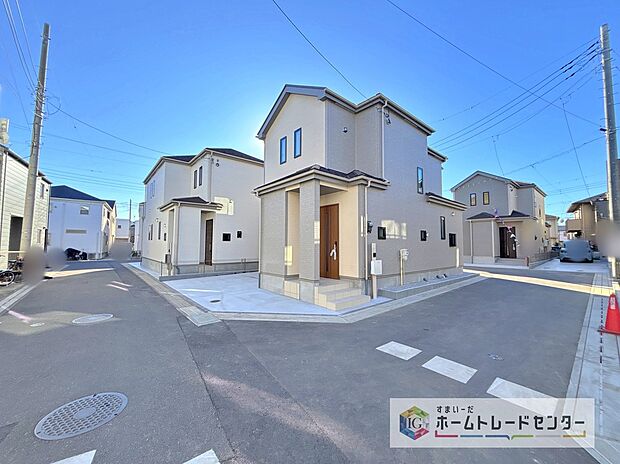 【前面道路含む現地写真】土日のご予約はもちろん、平日やお仕事のお時間に合わせてのご案内も実施しています。まずはお客様のご都合をお伺いさせて頂き、それに合う形で物件のご紹介をさせていただきます。お気軽にお問い合わせください。