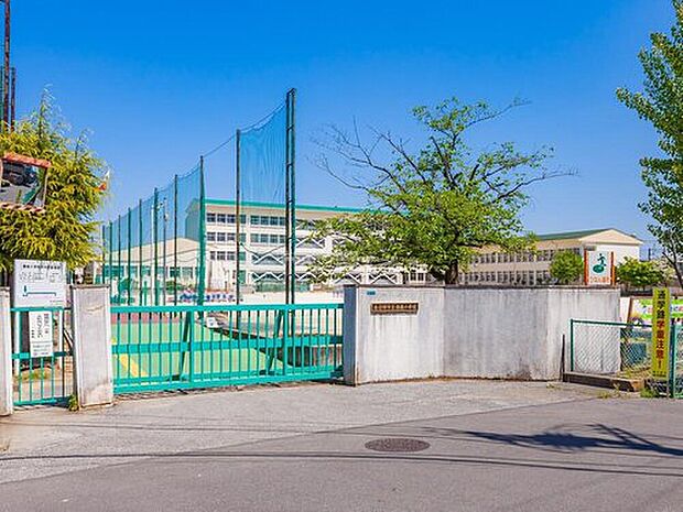 春日部市立備後小学校（約270m）