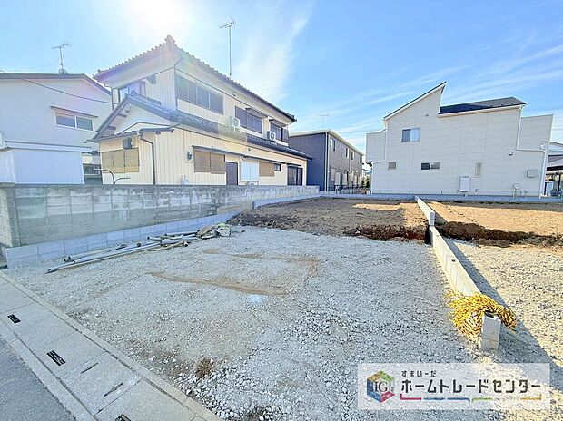 【現地外観写真】土日のご予約はもちろん、平日やお仕事のお時間に合わせてのご案内も実施しています。まずはお客様のご都合をお伺いさせて頂き、それに合う形で物件のご紹介をさせていただきます。お気軽にお問い合わせください。

