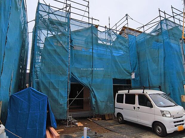 【現地外観写真】資料請求やご案内は即日対応可能です。同仕様の物件見学や完成イメージのご案内も承ります。建物や間取りなど気になる点も丁寧にご説明いたします。