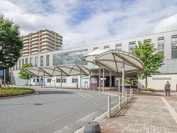 JR武蔵野線「越谷レイクタウン」駅（約2,700m）