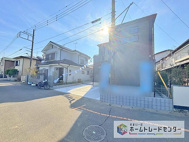 【現地外観写真】土日のご予約はもちろん、平日やお仕事のお時間に合わせての夜間のご案内も実施しています。まずはお客様のご都合をお伺いさせて頂き、それに合う形で物件のご紹介をさせていただきますお気軽にお問い合わせください