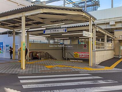 東武伊勢崎線「竹ノ塚」駅 2600ｍ(徒歩33分/バス乗車12分・バス停「谷塚上町」徒歩5分)