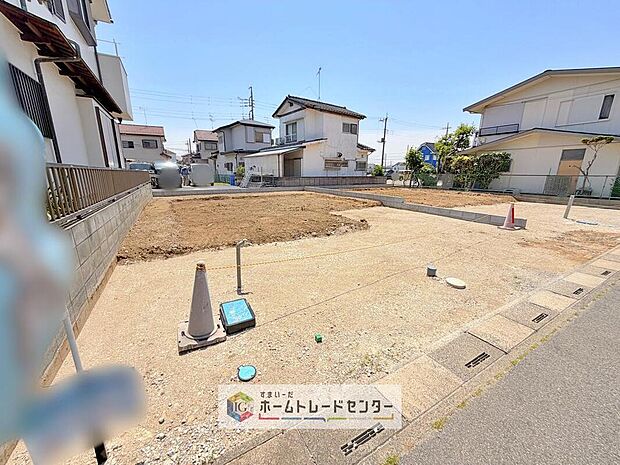【現地写真】資料請求やご案内も即日対応いたします♪同じ施工例の物件見学や、完成イメージプレゼンテーションも承っております。どのような建物が建つか、間取りの広さは?など気になる点を一つ一つご説明させていただきます。