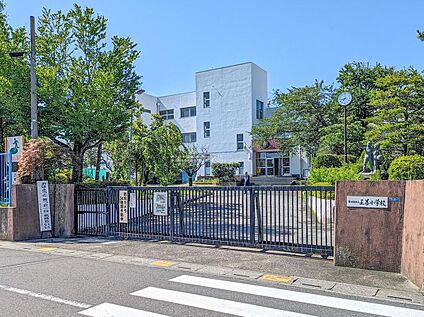 春日部市立正善小学校 340m(徒歩5分)