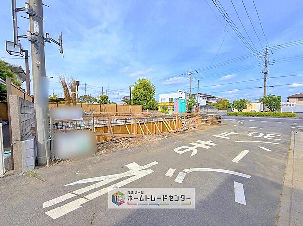 【前面道路含む現地写真】土日のスケジュールはもちろん、平日の仕事終わりなど、ライフスタイルに合わせた時間設定が可能です。まずはご希望の日時をお聞かせください。条件にぴったりの住まいをご提案します。どうぞ気軽にご相談くださ