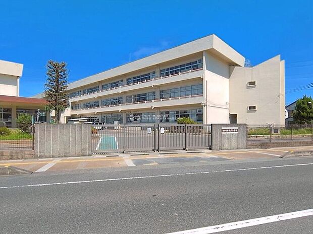 杉戸町立杉戸小学校（約1,400m）