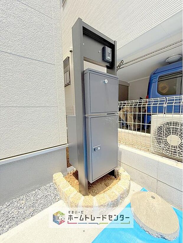 【【宅配BOX】】戸建用の宅配ボックスを設置。通販でのお買い物などお荷物が届く予定があっても時間を気にせず外出できるので大変便利です。