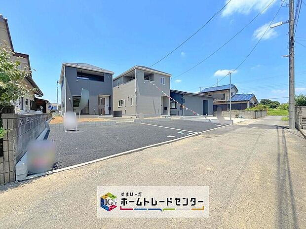 【前面道路含む現地写真】土日のご予約はもちろん、平日やお仕事のお時間に合わせての夜間のご案内も実施しています。まずはお客様のご都合をお伺いさせて頂き、それに合う形で物件のご紹介をさせていただきますお気軽にお問い合わせください