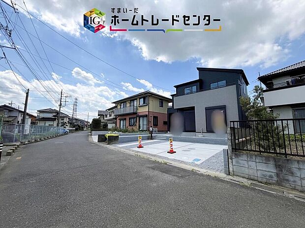 【前面道路含む現地写真】土日のご予約はもちろん、平日やお仕事のお時間に合わせてのご案内も実施しています。まずはお客様のご都合をお伺いさせて頂き、それに合う形で物件のご紹介をさせていただきます。お気軽にお問い合わせください。